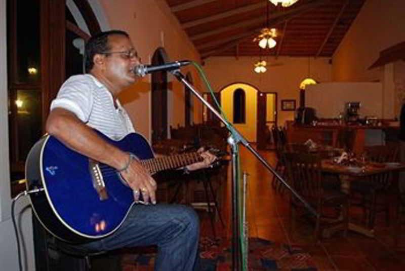 Hacienda De Goa Resort Vagator Bagian luar foto