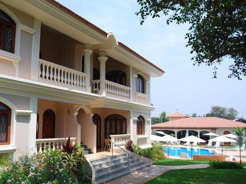 Hacienda De Goa Resort Vagator Bagian luar foto